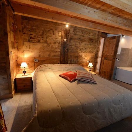Vieilles Maisons D'Introd Zewnętrze zdjęcie