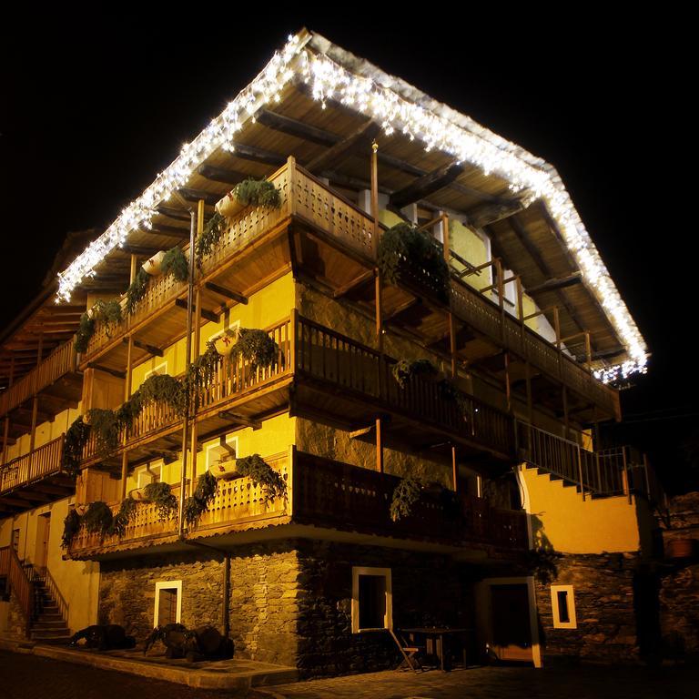 Vieilles Maisons D'Introd Zewnętrze zdjęcie