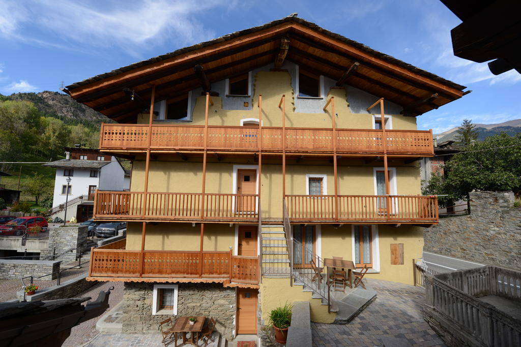 Vieilles Maisons D'Introd Zewnętrze zdjęcie