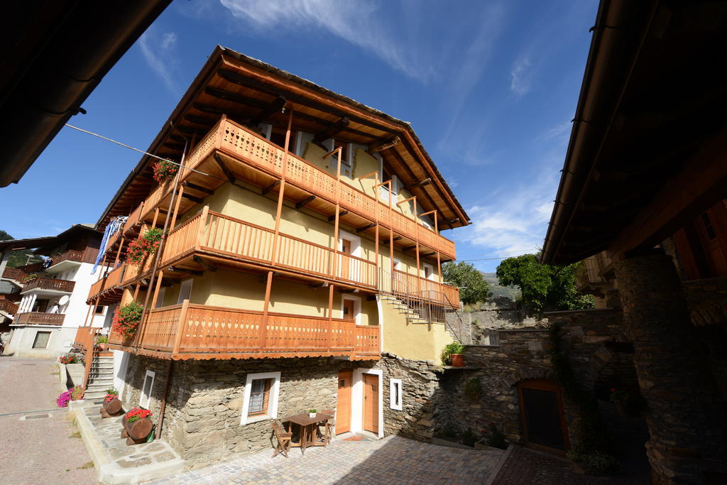Vieilles Maisons D'Introd Zewnętrze zdjęcie