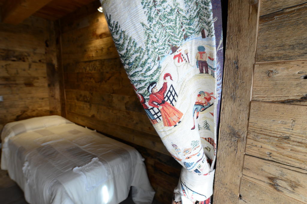 Vieilles Maisons D'Introd Zewnętrze zdjęcie