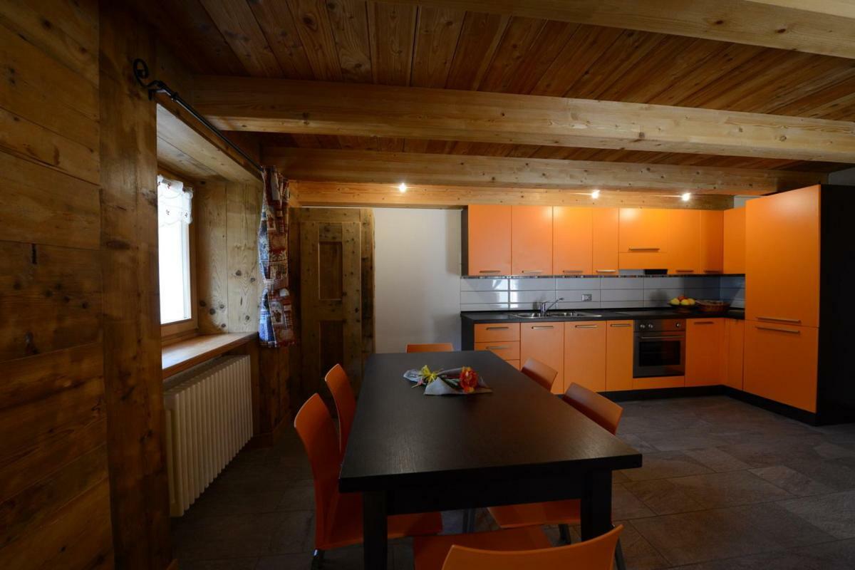 Vieilles Maisons D'Introd Zewnętrze zdjęcie