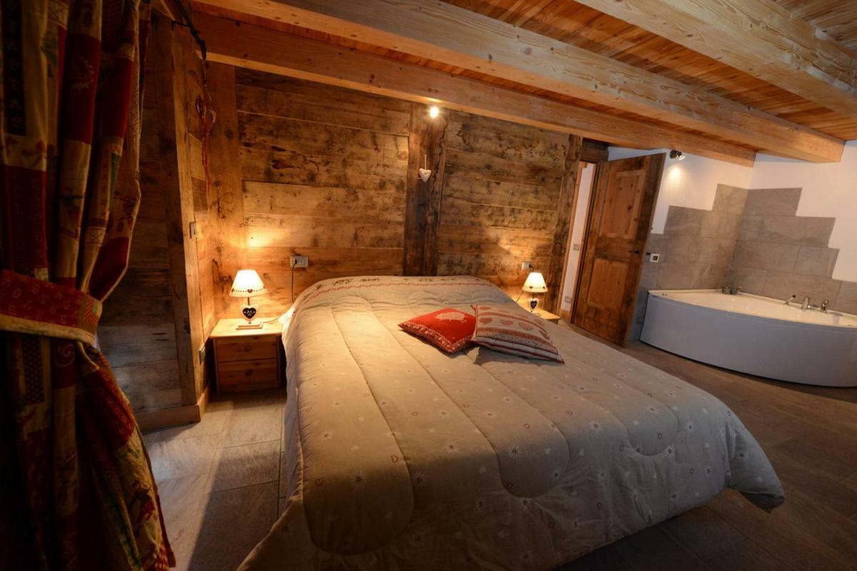Vieilles Maisons D'Introd Zewnętrze zdjęcie