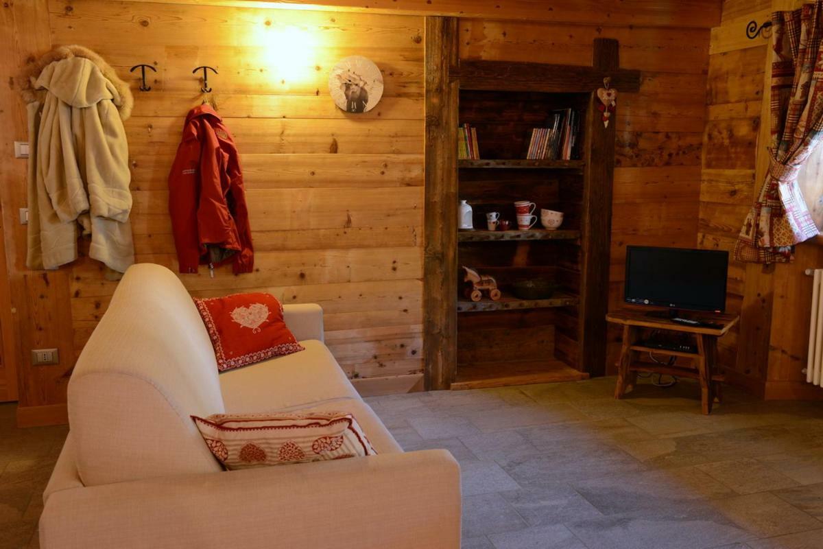 Vieilles Maisons D'Introd Zewnętrze zdjęcie